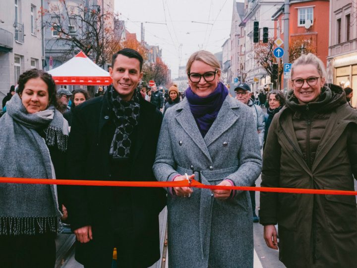 Ulmer Straße feiert Wiedereröffnung