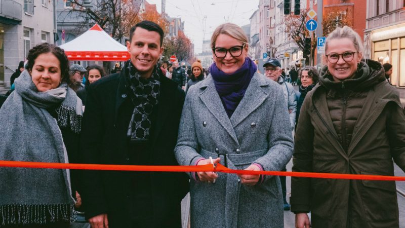 Ulmer Straße feiert Wiedereröffnung