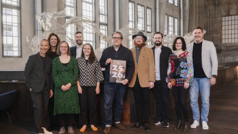 „allerhand“ heißt die neue Spielzeit 2025/26 am Staatstheater Augsburg