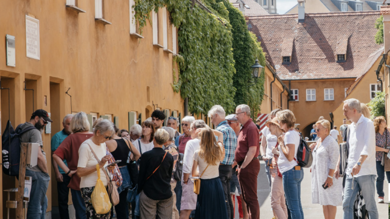 Sommer – Highlight in Augsburg: Die Jakober Kirchweih 2025
