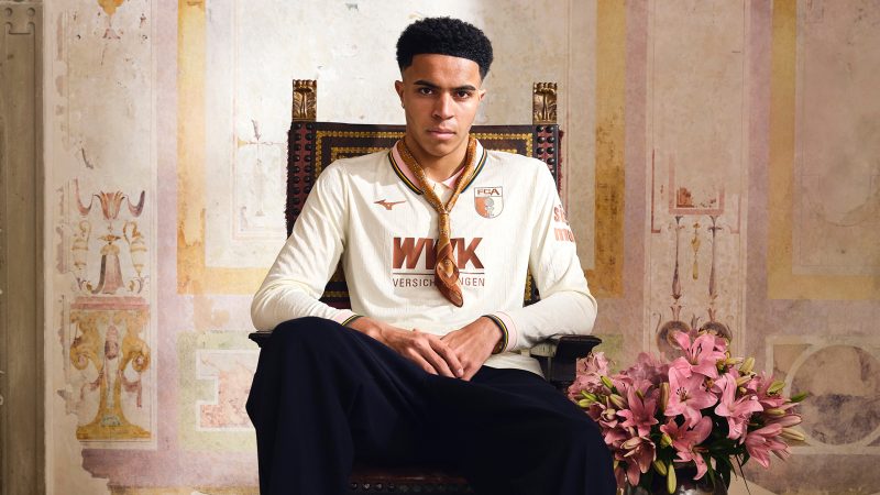 Fuggerstadt Augsburg: FCA präsentiert Sondertrikot