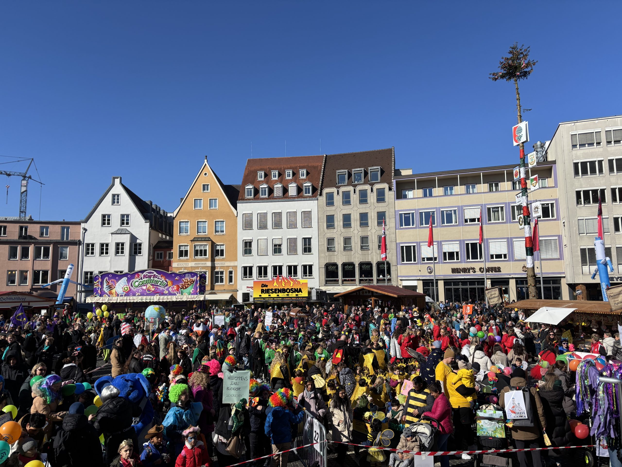Vier närrische Tage auf dem Rathausplatz